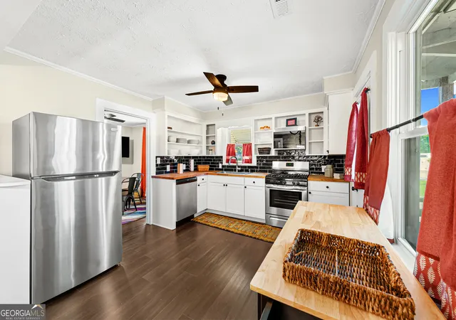 Photo 3 of Single family home for sale at 67 Fairview Ave, Hartwell, GA 30643 | MLS# 10786096 | Listing updated on 2026-08-03