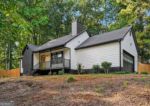 Homes for sale in Stockbridge, GA | 75 Contour Dr, Stockbridge, GA 30281 | MLS# 10793709