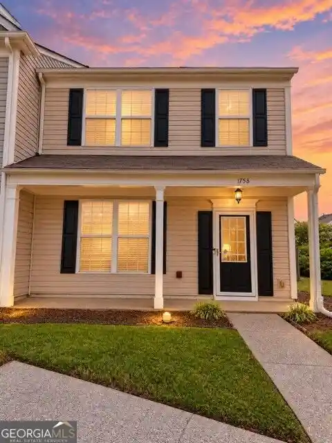 Townhouse for sale at 1758 Stanwood Dr NW, Kennesaw, GA 30152 | MLS# 10882266