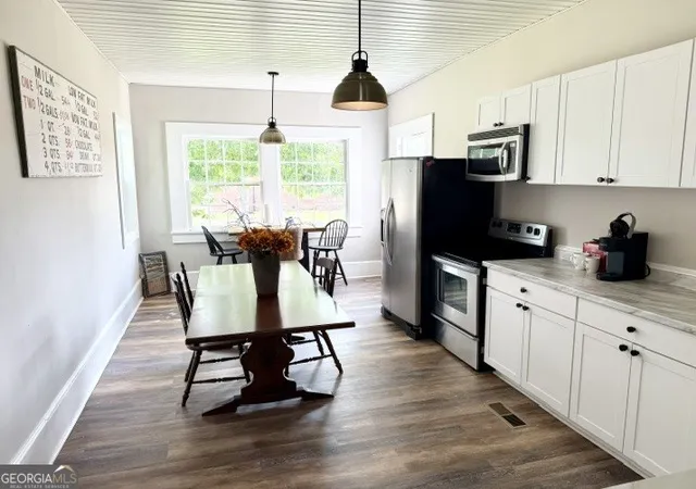4th image of 18046 Main St, Woodbury, GA 30293 | MLS# 10811864
