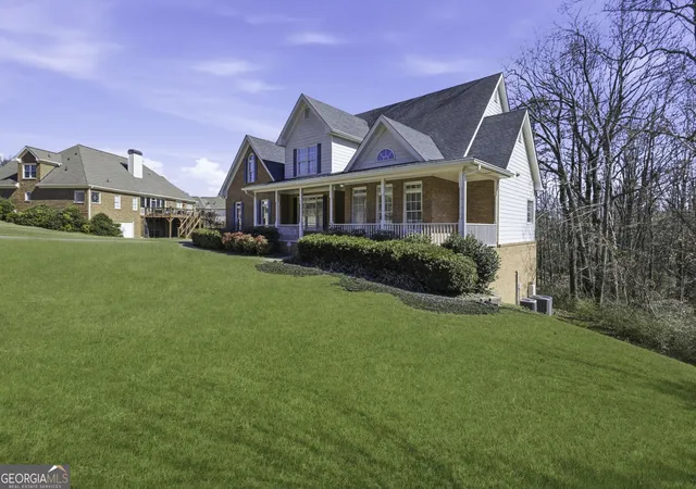 Photo 2 of Single family home for sale at 3805 Jones Creek Dr, Buford, GA 30519 | MLS# 10811071 | Listing updated on 2026-09-17