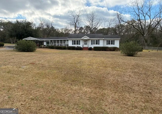 2nd image of 451 Underwood St, Milledgeville, GA 31061 | MLS# 10826081