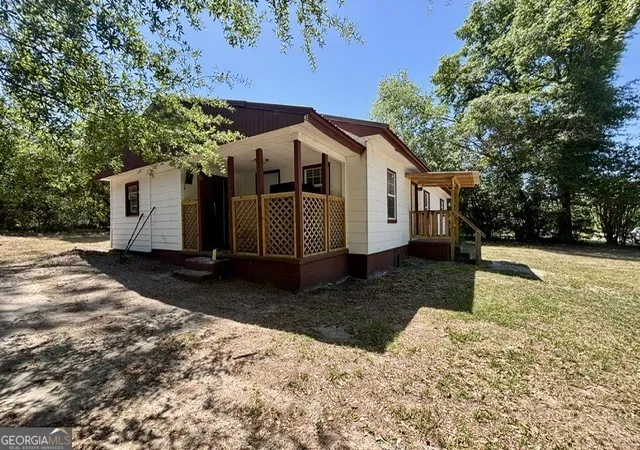 3rd image of 117 Fifth Ave, Mc Rae, GA 31055 | MLS# 10738641