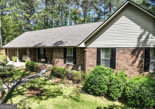 1st image of 3534 15th Ave, Valley, AL 36854 | MLS# 10833753