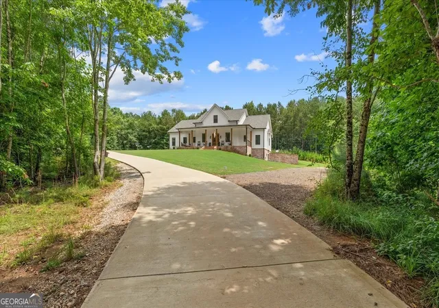 Homes for sale in Heflin, AL | 988 Boozer Rd, Heflin, AL 36264 | MLS# 10801025
