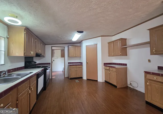 Photo 4 of Manufactured home for sale at 111 Harper Rd, Sparta, GA 31087 | MLS# 10826206 | Listing updated on 2026-09-15