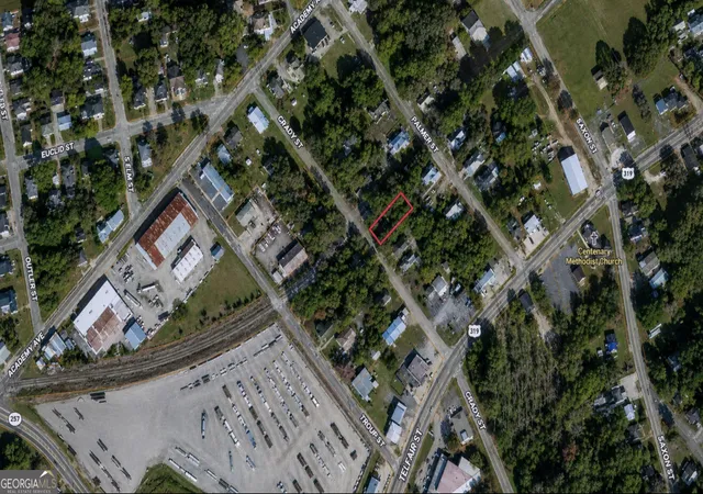 Photo 1 of Sale Pending at 201 Grady St, Dublin, GA 31021 | MLS# 10833461 | Listing updated on 2026-09-20