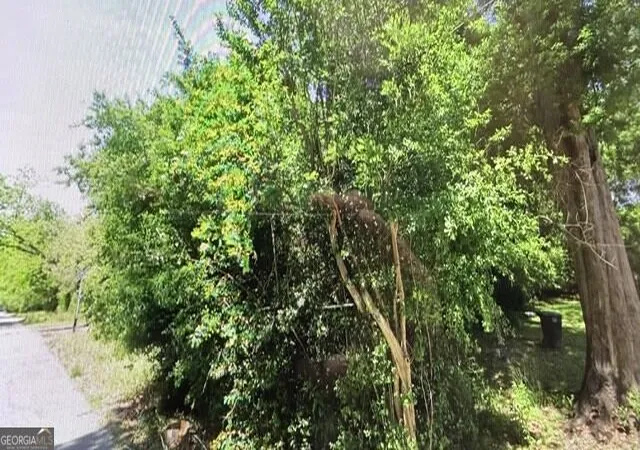 Photo 3 of Sale Pending at 201 Grady St, Dublin, GA 31021 | MLS# 10833461 | Listing updated on 2026-09-20