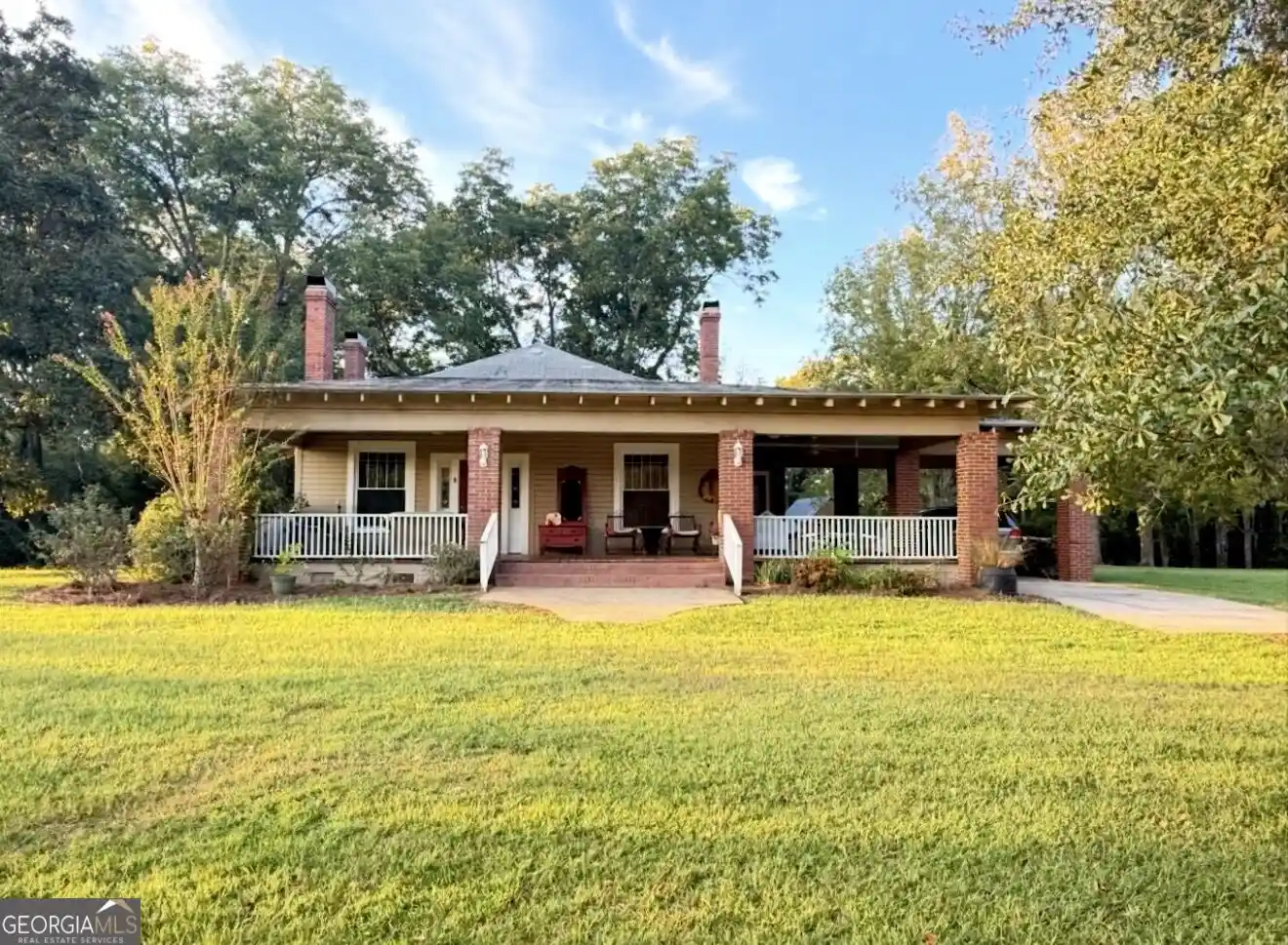 Single family home for sale at 5425 Co Rd 10, Heflin, AL 36264 | MLS# 10855526