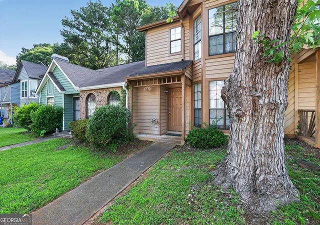3rd image of 867 Heritage Oaks Dr, Stone Mountain, GA 30088 | MLS# 10808007