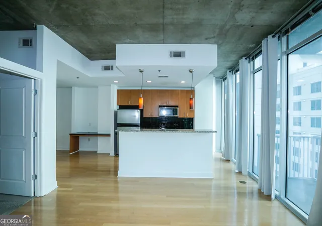 Photo 3 of Condo for sale at 44 Peachtree Pl NW #729, Atlanta, GA 30309 | MLS# 10815926 | Listing updated on 2026-09-28