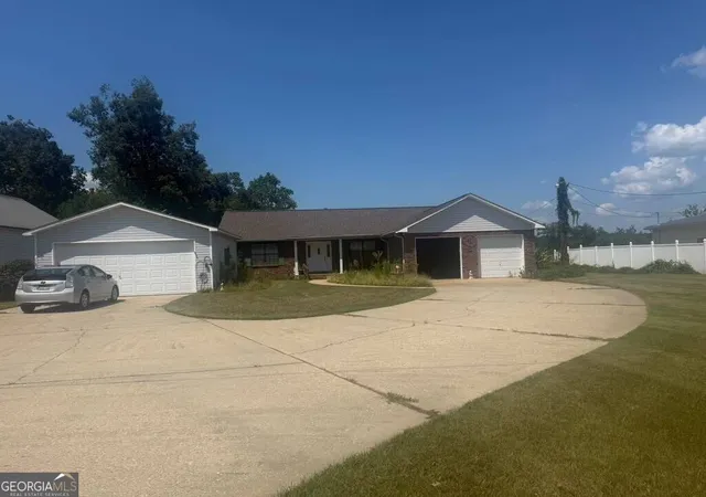 1st image of 263 Cove Dr, Abbeville, AL 36310 | MLS# 10832341