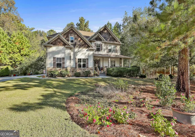 Photo 1 of Single family home for sale at 120 Meadow View Glen, Newnan, GA 30265 | MLS# 10804978 | Listing updated on 2026-09-28