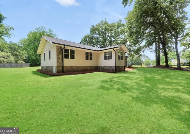 Photo 1 of Single family home for sale at 1375 Mcgarity Rd, Mcdonough, GA 30252 | MLS# 10836933 | Listing updated on 2026-09-09