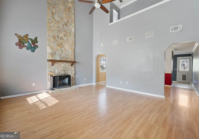 Photo 3 of Sale Pending at 24 Saint Ives Dr, Savannah, GA 31419 | MLS# 10706834 | Listing updated on 2026-09-01