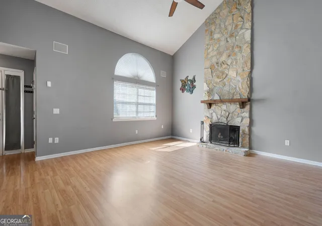 Photo 3 of Sale Pending at 24 Saint Ives Dr, Savannah, GA 31419 | MLS# 10706834 | Listing updated on 2026-09-01