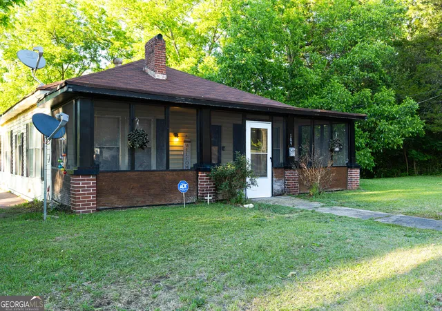 Homes for sale in Manchester, GA | 109 E Main St, Manchester, GA 31816 | MLS# 10759024