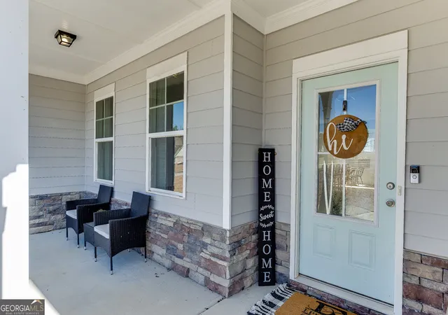 Photo 3 of Sale Pending at 1324 Honeysuckle Ln, Hoschton, GA 30548 | MLS# 10675916 | Listing updated on 2026-02-23