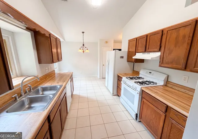 Photo 2 of Single family home for sale at 158 Colemans Bluff Dr, Woodstock, GA 30188 | MLS# 10780023 | Listing updated on 2026-10-03