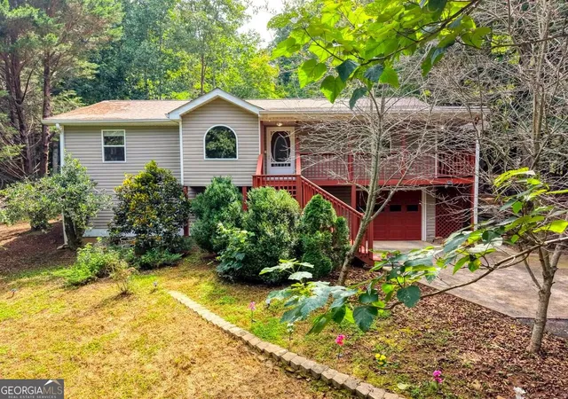 Photo 1 of Single family home for sale at 557 Grayce Ln, Hiawassee, GA 30546 | MLS# 10825211 | Listing updated on 2026-09-14