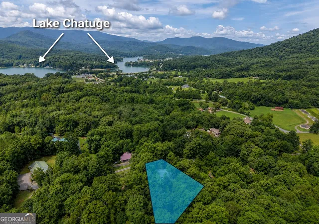 Photo 2 of Single family home for sale at 557 Grayce Ln, Hiawassee, GA 30546 | MLS# 10825211 | Listing updated on 2026-09-14