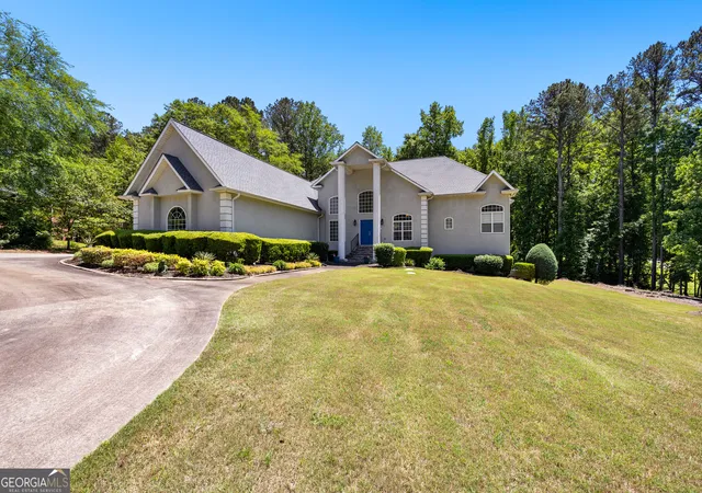 Photo 3 of Single family home for sale at 915 Magnolia Way, Hampton, GA 30228 | MLS# 10757503 | Listing updated on 2026-08-01
