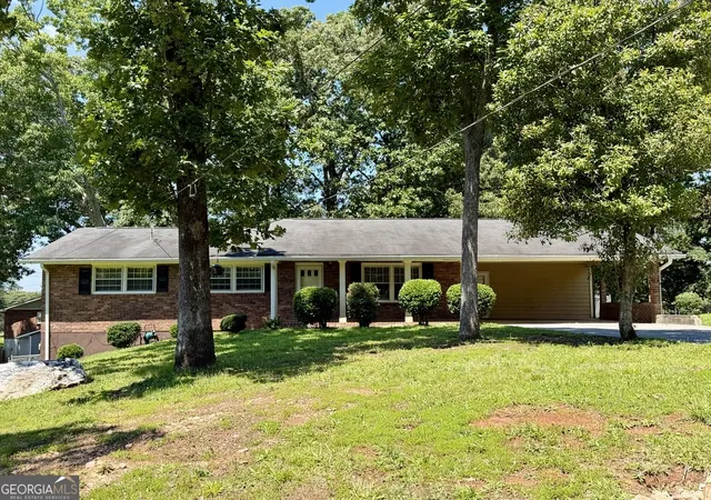 Homes for sale in Acworth, GA | 4140 Etowah Dr Se, Acworth, GA 30102 | MLS# 10778103