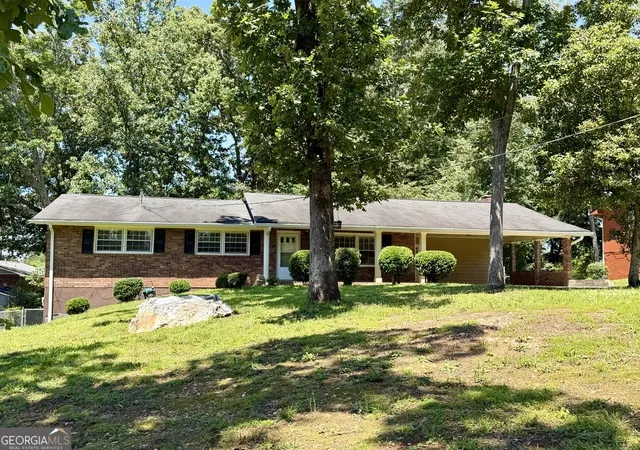 Homes for sale in Acworth, GA | 4140 Etowah Dr Se, Acworth, GA 30102 | MLS# 10778103