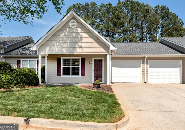Homes for sale in Gainesville, GA | 2987 Bentley Park Cir, Gainesville, GA 30504 | MLS# 10728960