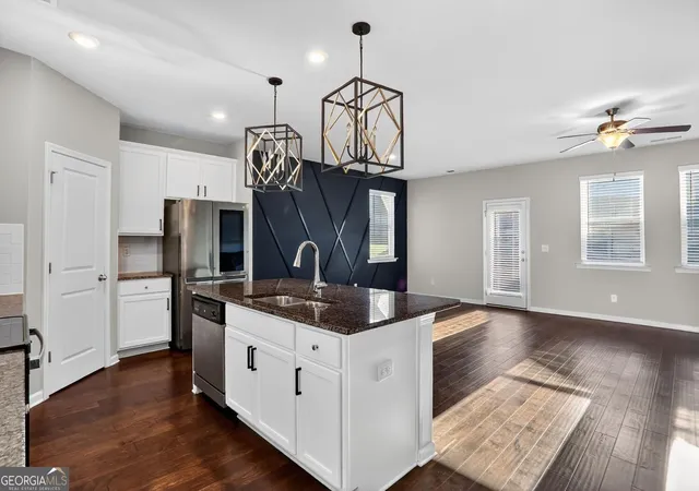 Photo 3 of Single family home for sale at 1553 Spring Hollow Wy, Stone Mountain, GA 30083 | MLS# 10828661 | Listing updated on 2026-09-17