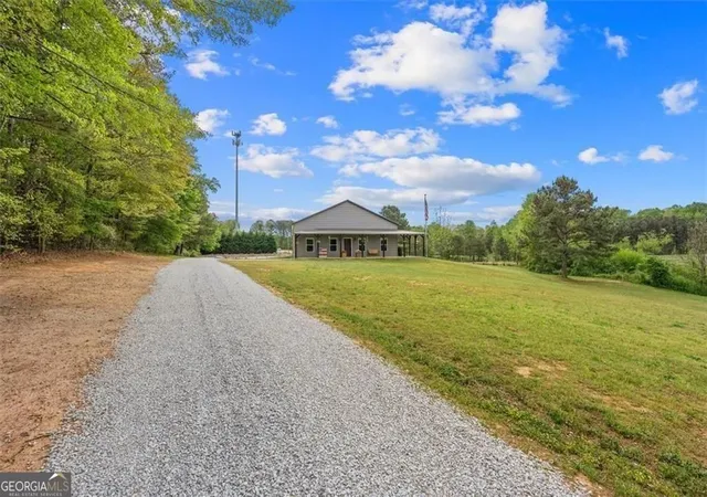 Homes for sale in Roopville, GA | 265 Mashburn Rd, Roopville, GA 30170 | MLS# 10729136