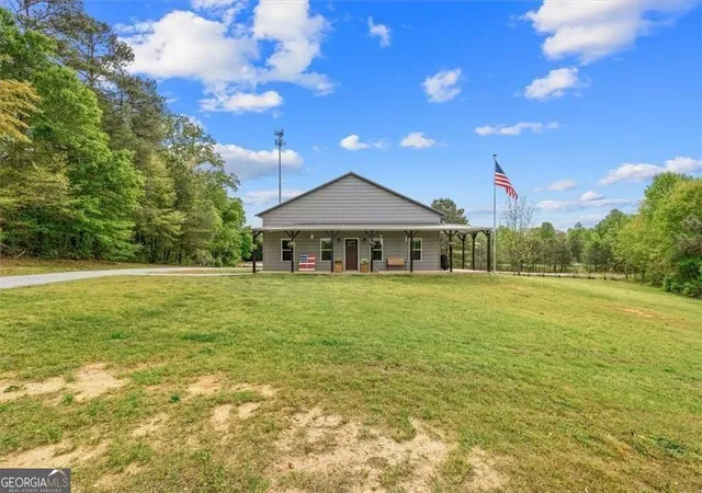 Homes for sale in Roopville, GA | 265 Mashburn Rd, Roopville, GA 30170 | MLS# 10729136