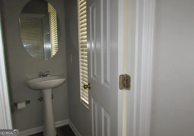 4th image of 5901 Ravensway Dr, Lithonia, GA 30058 | MLS# 10808107