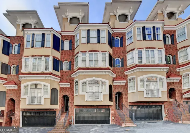 1st image of 813 Clifton Heights Ln Ne, Atlanta, GA 30329 | MLS# 10781010