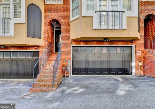 4th image of 813 Clifton Heights Ln Ne, Atlanta, GA 30329 | MLS# 10781010