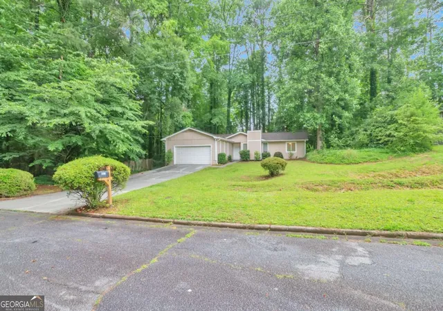 Photo 1 of Sale Pending at 5577 Whittondale Rd, Lithonia, GA 30058 | MLS# 10543105 | Listing updated on 2026-09-08
