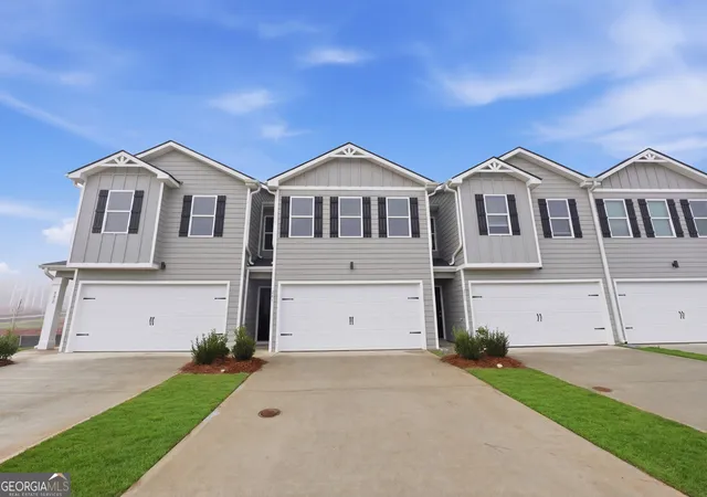 Homes for sale in Hogansville, GA | 220 Norchester Ave, Hogansville, GA 30230 | MLS# 10776679