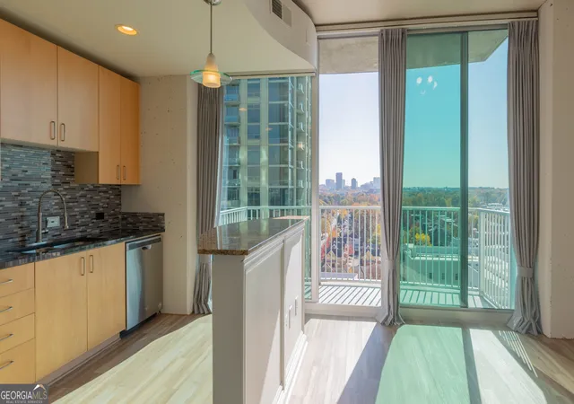 4th image of 361 17Th St #1309, Atlanta, GA 30363 | MLS# 10786574