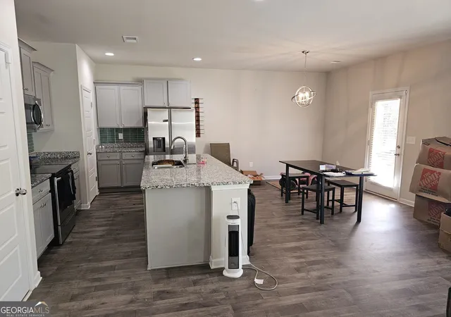 Photo 3 of Single family home for sale at 1148 Burgundy Dr, Griffin, GA 30223 | MLS# 10710005 | Listing updated on 2026-08-16