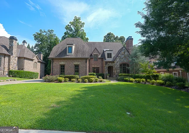 Photo 2 of Mansion for sale at 831 Camden Park Ct Ne, Atlanta, GA 30342 | MLS# 10801676 | Listing updated on 2026-09-12