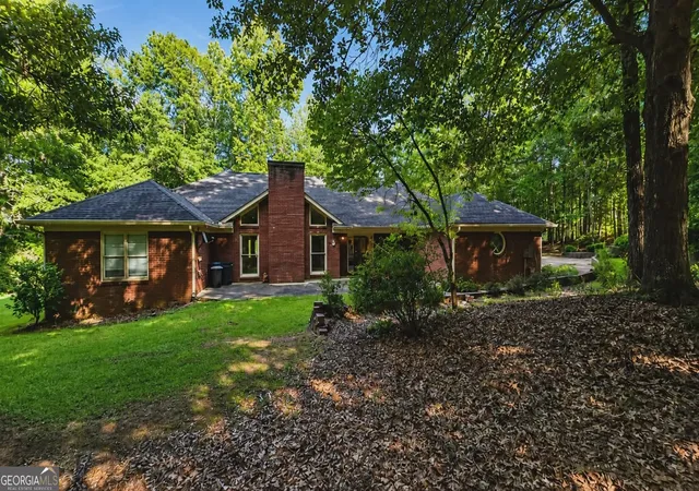 Homes for sale in Hogansville, GA | 833 Mobley Bridge Rd, Hogansville, GA 30230 | MLS# 10785397