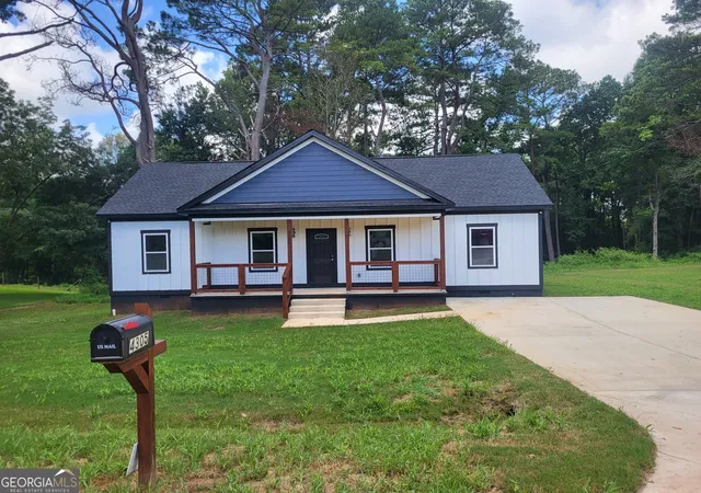 2nd image of 4305 22nd Ave, Valley, AL 36854 | MLS# 10813667