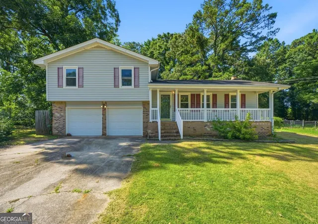 Photo 1 of Single family home for sale at 372 Plantation Blvd, Lawrenceville, GA 30046 | MLS# 10797772 | Listing updated on 2026-09-18
