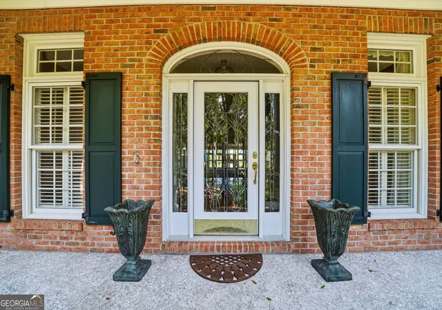 Photo 2 of Single family home for sale at 112 Jones Crk Dr, Saint Simons Island, GA 31522 | MLS# 10819914 | Listing updated on 2026-08-19