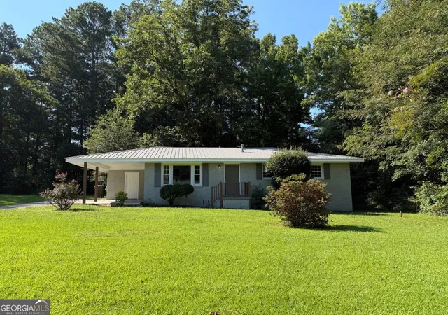 Photo 1 of Single family home for sale at 1289 Stewart St, Carrollton, GA 30117 | MLS# 10825750 | Listing updated on 2026-09-13