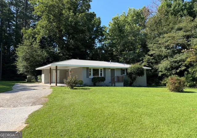 Photo 2 of Single family home for sale at 1289 Stewart St, Carrollton, GA 30117 | MLS# 10825750 | Listing updated on 2026-09-13