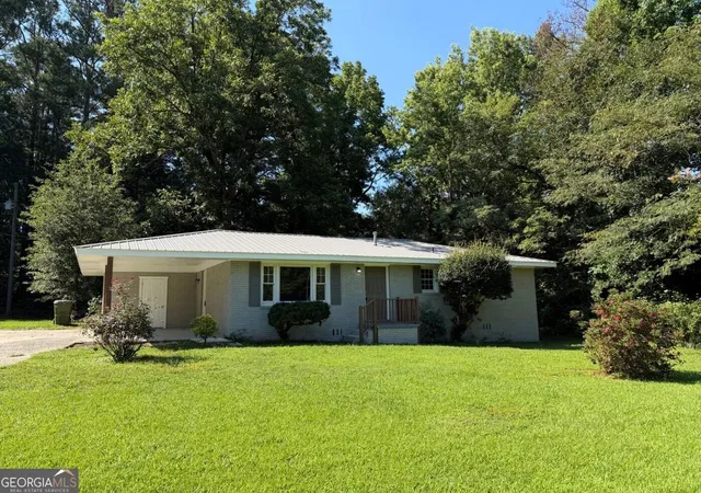 Photo 2 of Single family home for sale at 1289 Stewart St, Carrollton, GA 30117 | MLS# 10825750 | Listing updated on 2026-09-13