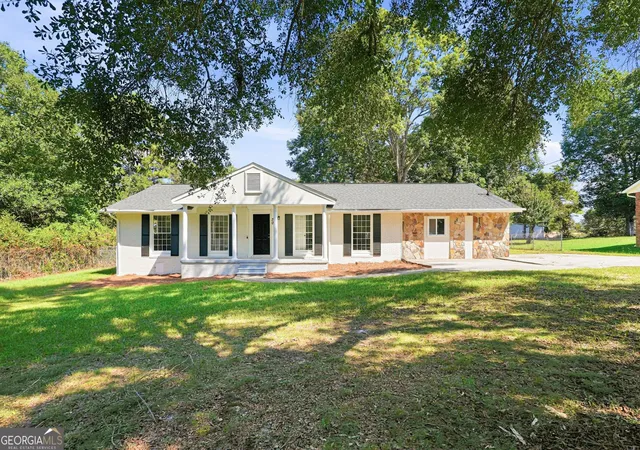 Single family home for sale at 30 Roberts Ln, Covington, GA 30014 | MLS# 10853759