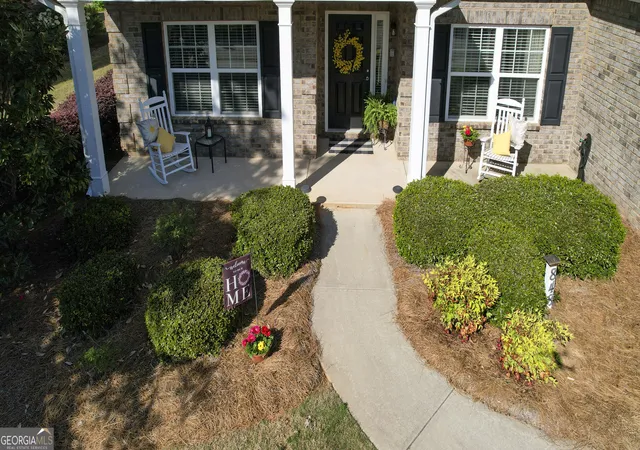 Photo 4 of Single family home for sale at 848 Crossroads Ct, Social Circle, GA 30025 | MLS# 10678042 | Listing updated on 2026-10-04