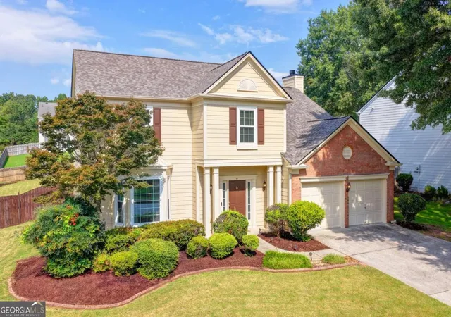 Photo 2 of Single family home for sale at 900 Cherringham Ct, Johns Creek, GA 30005 | MLS# 10828709 | Listing updated on 2026-09-03